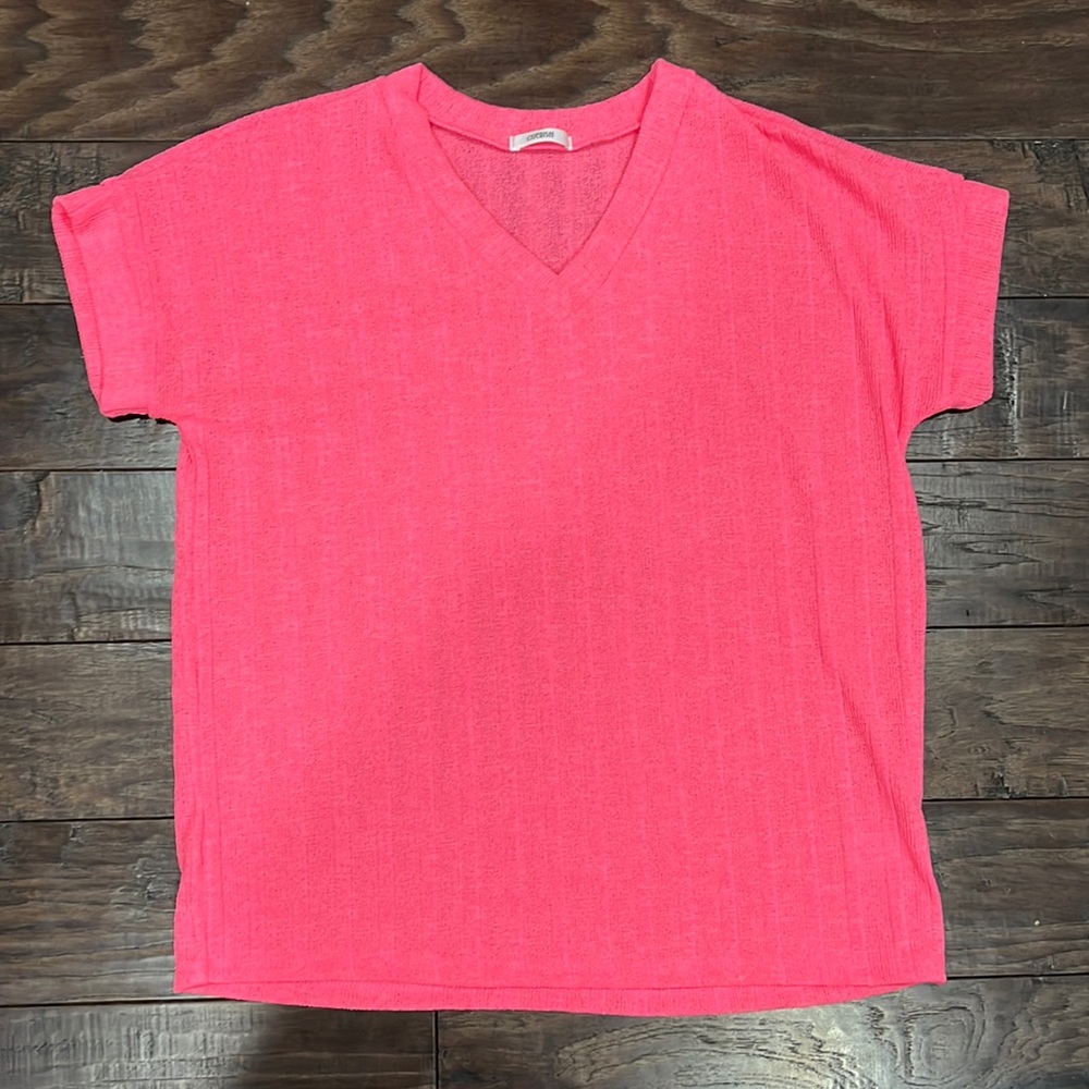 Women’s neon light weight top